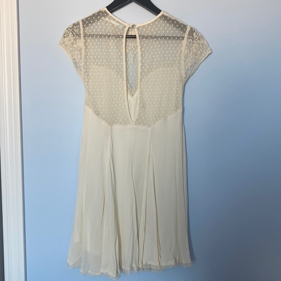 Urban Outfitters off-white mini open-back dress - Picture 10 of 16